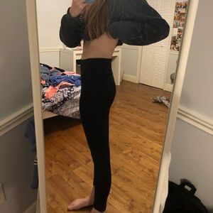 Black high waisted leggings with pockets